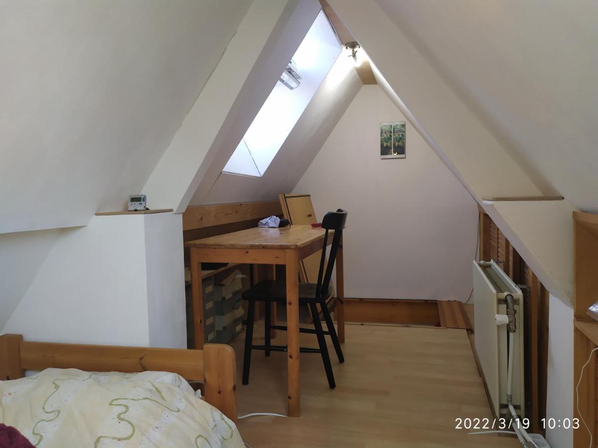 The Cosy Little House With The Sundial Villa Stavenisse Eksteriør billede